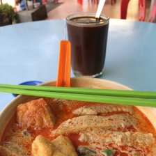 【旧古仔路】咖喱米粉 + Kopi